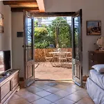 Colle Dei Rustici / Ospitalita In Sicilia *